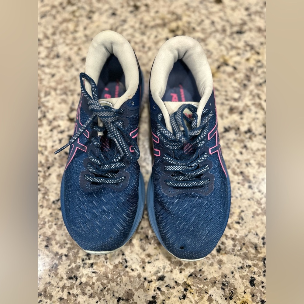 ASICS Gel-kayano 27 women’s size 7.5 blue athletic running shoes sneakers